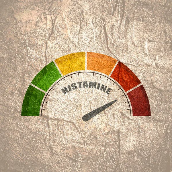If you are experiencing histamine intolerance or you have symptoms such as skin issues, dry eyes, headaches and in general things that could be indicating histamine intolerance, start with this. Thread🧵