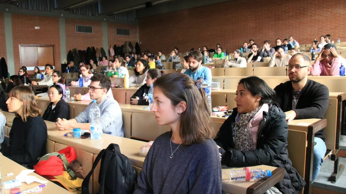 Els MIR no volen ser metges de família: falta de vocació o d'incentius? ccma.cat/324/els-mir-no…