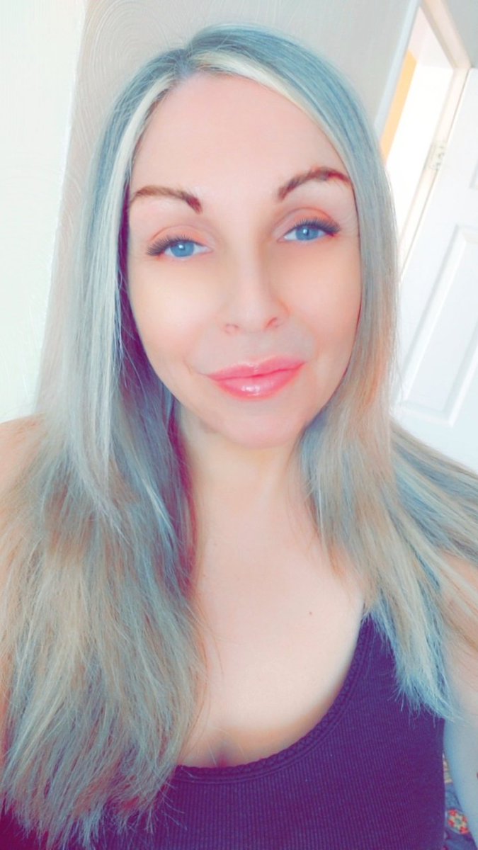 xx_Michelle_oo's tweet photo. Highlights complete = a blonder &amp; happier Michelle 💛✌️😁☀️

#Highlights #blonde #blonder #BlondeAgain #happy #WeekendVibes #feelinggreat #vibing #mood #snapchat #selfie #feels ❤️💋💥 https://t.co/9K337gFcwg