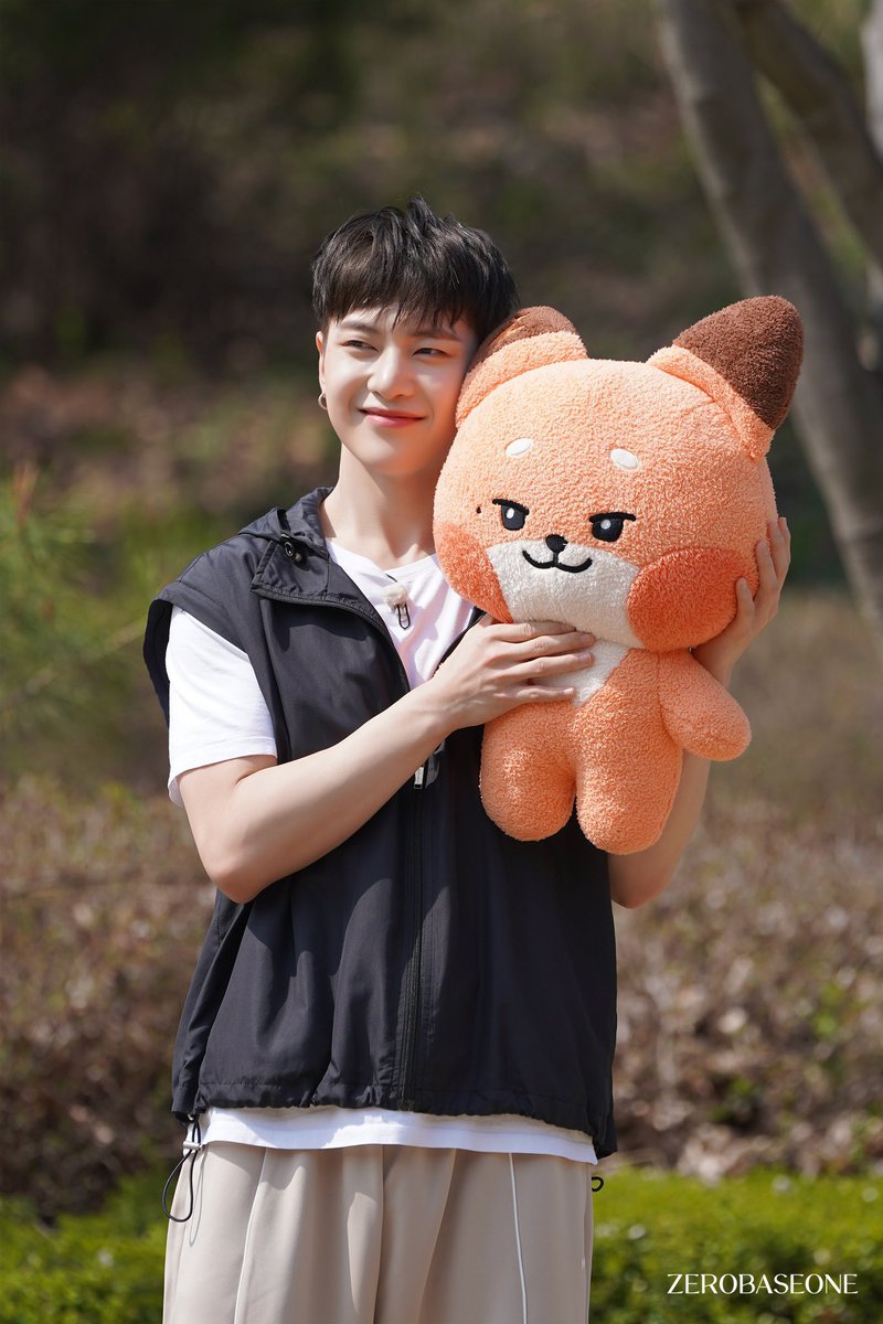 matthew with thewnini 🦊🧡