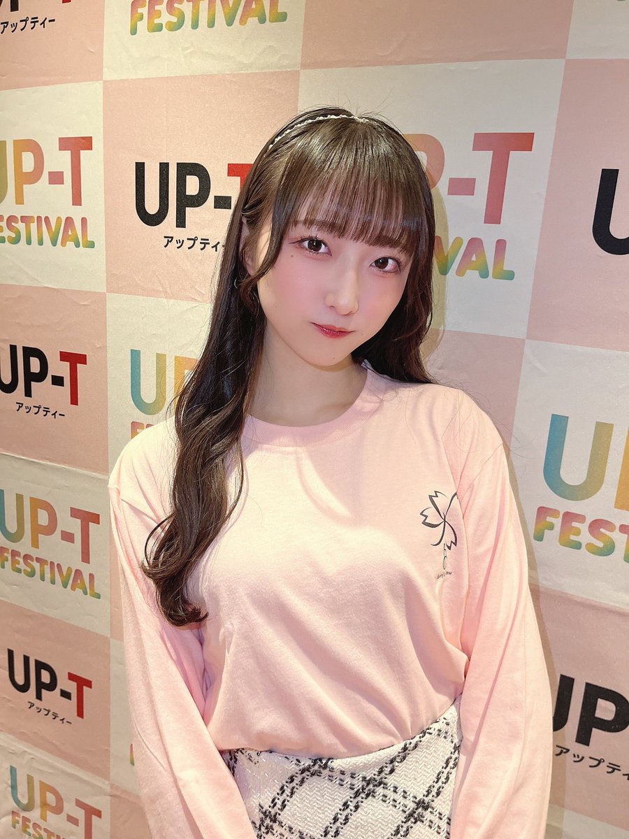 本日は🐰 『UP-T FES & COLLECTION』 お越しくださいました皆様ありがとうございました👚✨️ 久しぶりの撮影可能📸 #バニクル でぜひたくさん拡散してください📱💫 そして、月海まりなのランウェイも応援いただきありがとうございました🧡 #アップティーフェスアンドコレクション