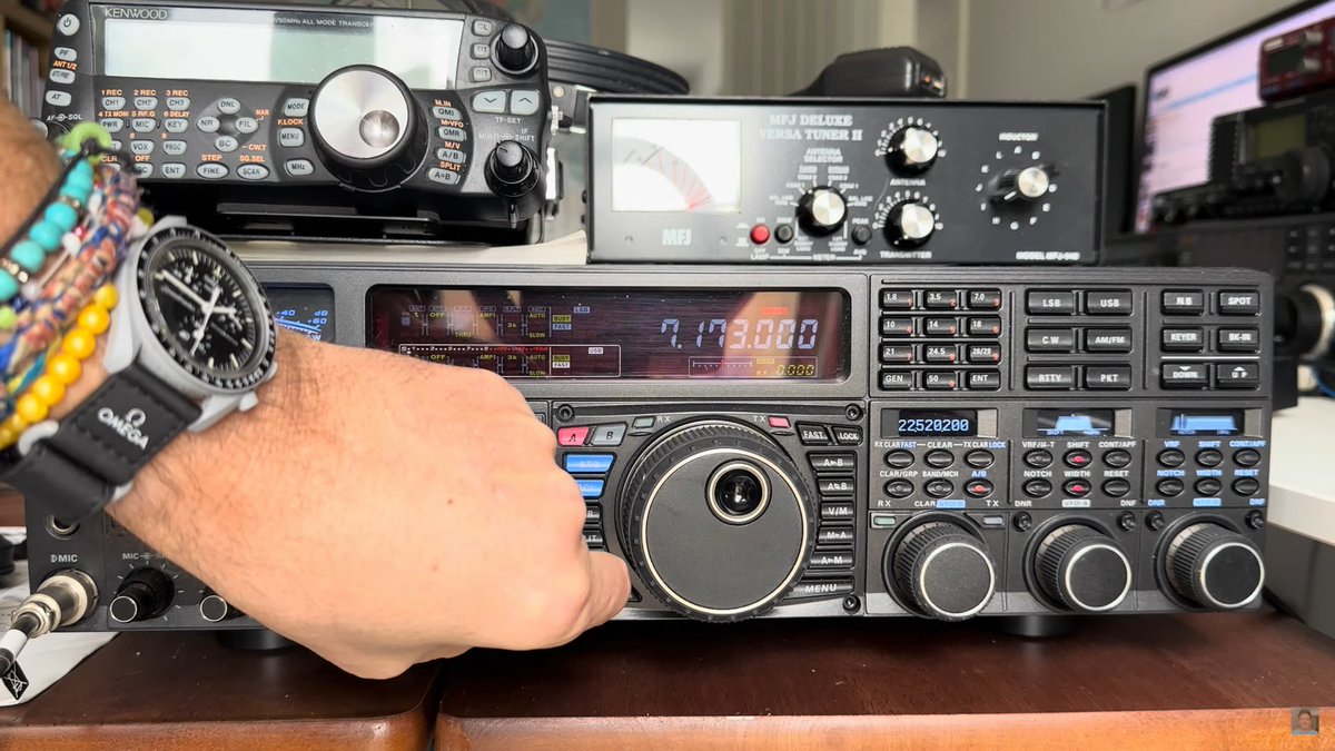 OxfordShortwave's tweet photo. Silent Key sale: Yaesu FT-DX5000 is still available at half the typical online second-hand price #yaesu #dx5000 #hamradio π»ποΈπ‘πππππβ‘οΈβ‘οΈβ‘οΈβ‘οΈβ‘οΈβ‘οΈβ‘οΈ ... https://t.co/0QZaqSOBUq https://t.co/HlC423LVhk