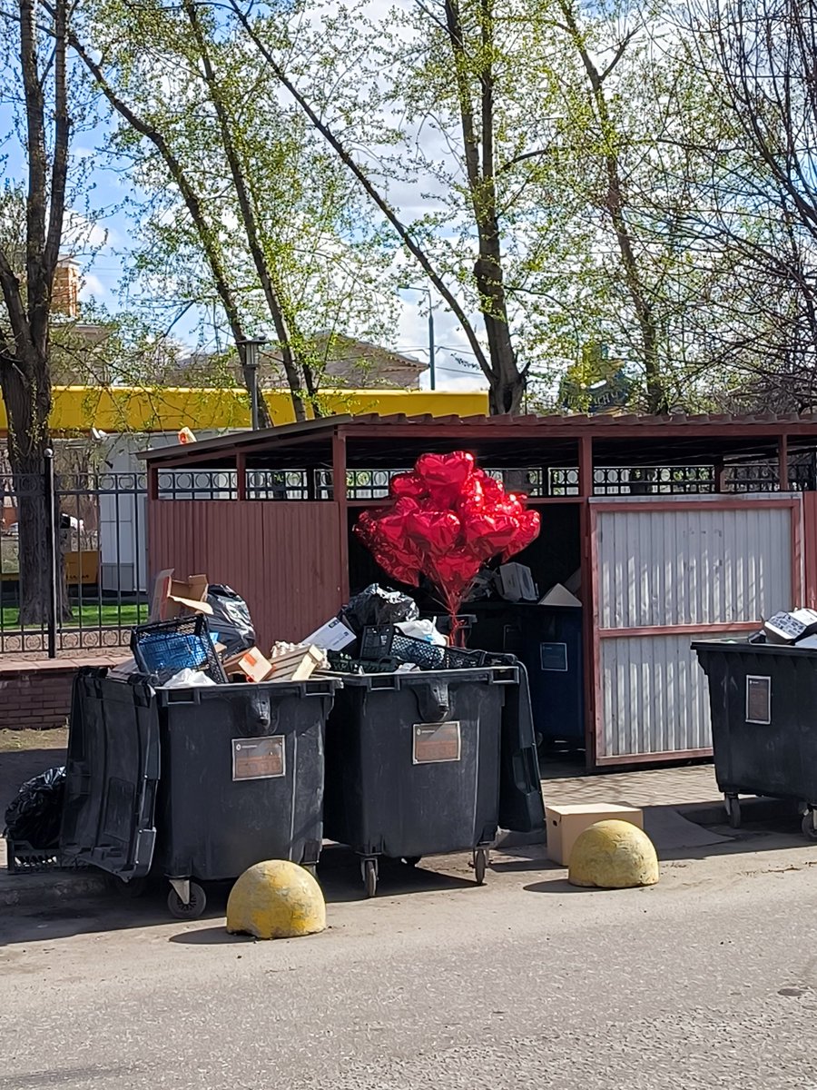 ライト tweet media