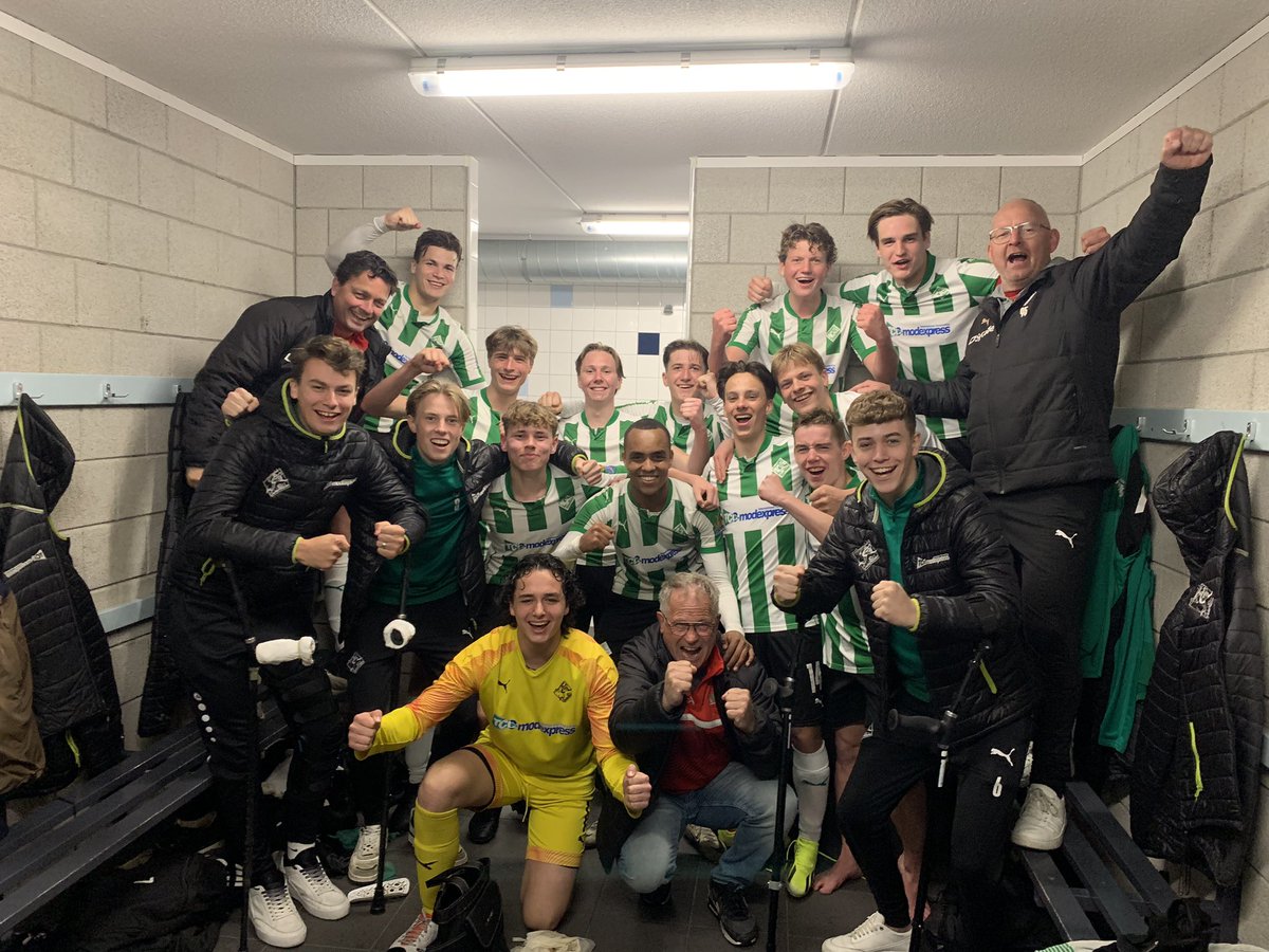 SCG_JO19_1's tweet photo. Een heerlijke overwinning in Dieren💪🟢⚪️ na een 0-2 ruststand wisten wij in de 2e helft ook 2x te scoren. Eindstand 0-4, #wegaanrustigdoor
#deeerste3puntenineenuitwedstrijd.
⚽️⚽️Maron
⚽️⚽️Jordin https://t.co/hIdHgAhmJa