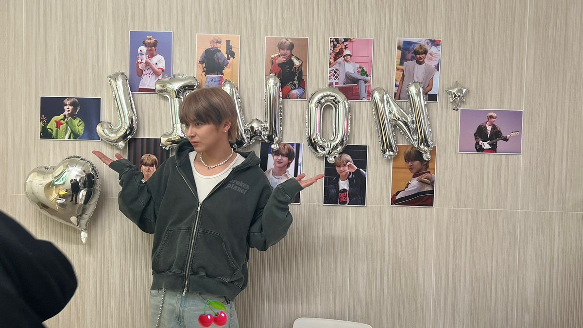 miaoxmoment's tweet photo. 240420 김지원 생일 카페 💗

카페 메뉴들도 다 맛있었고 지원이도 함께라
더 즐거운 생일 카페였습니다 🍰💗
수고하셨어요 🥺 지원아 생일 너무 축하해 🎶

#노매드 #원 #NOMAD #ONE
#Gym지원day #HappyONEday https://t.co/G59s1cNqB3