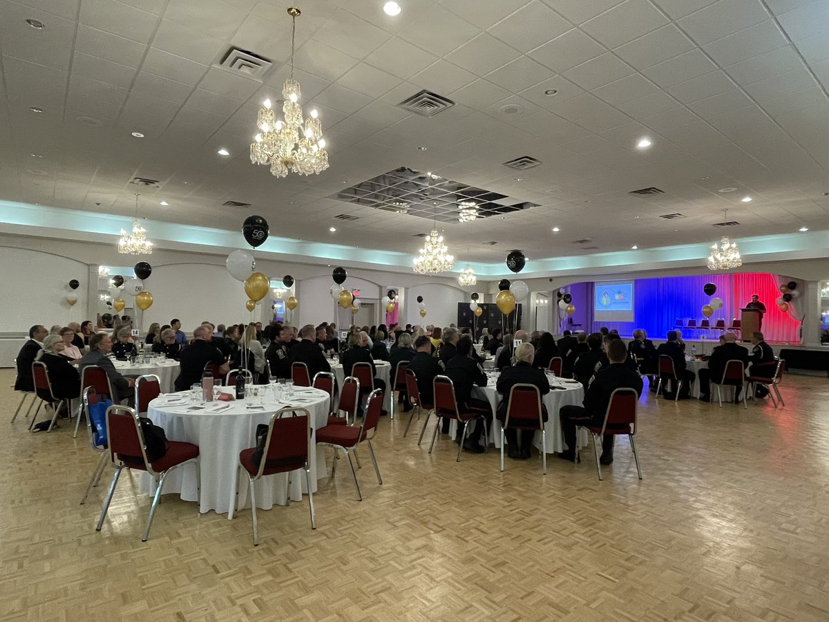 Last night, we were honoured to host a dinner in celebration of our dedicated volunteers. Their commitment to our Service and community is nothing short of inspiring. Thank you for helping to make Halton a better place.
