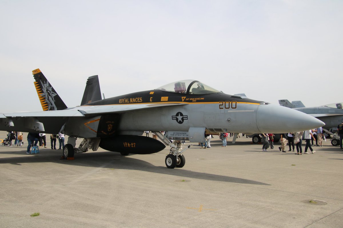 kumagai0214's tweet photo. 🇺🇸#アメリカ海軍(US Navy) #第27戦闘攻撃飛行隊(VFA-27)「#ロイヤル・メイセス」F/A-18E #スーパーホーネット #NF200 168363
本日の目玉!
2024.4.20 #厚木基地 https://t.co/SITdEL5cxD