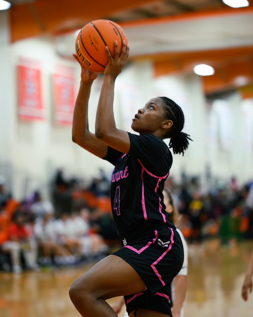 teamdurantgirls's tweet photo. Day 1 brought the heat, but weโre just getting warmed up. Bring on Day 2 of Session I ! ๐๐ช๐ฝ #MAO #GoCrazy #NikeBasketball #Day2Ready https://t.co/4A4ZclWVDs