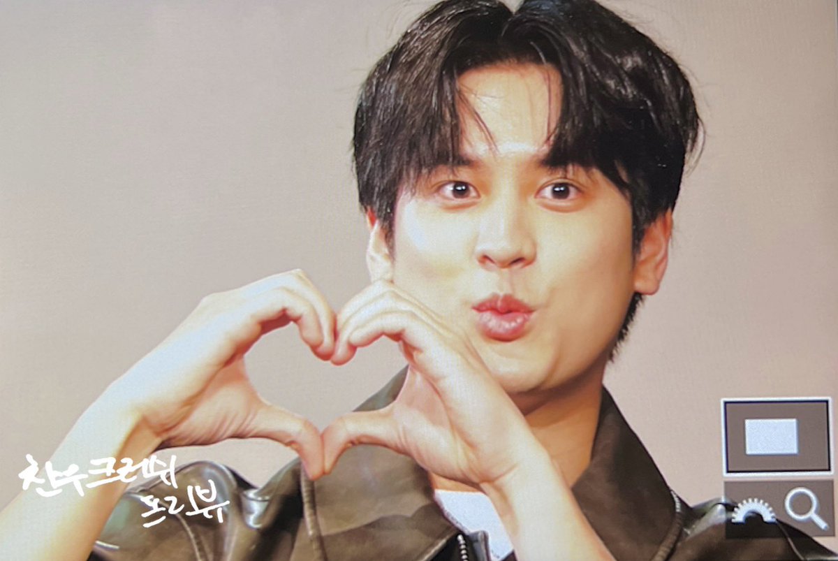 ChanwooCrush_'s tweet photo. [Preview] 240420 Osaka. 찬우와 이지방 카와이이 각코이 이케멘 🤭 

@iKON_chan_w000 
#iKON #CHANWOO #CHAN #아이콘  #정찬우 #찬우 #チャヌ #찬우크러쉬 https://t.co/gSSZblUhjZ