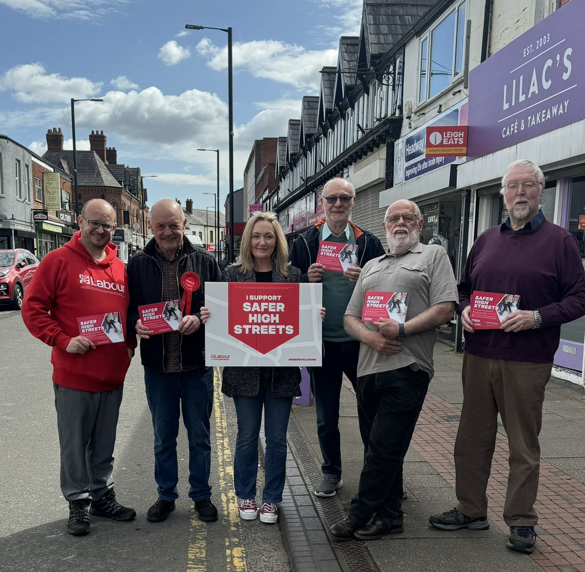 We’ve been out in Leigh town centre this morning talking about @UKLabour and @CoopParty plans to make our high streets and our communities safer for all.

#SaferHighStreets #EndRetailCrime 

party.coop/campaign/retai…