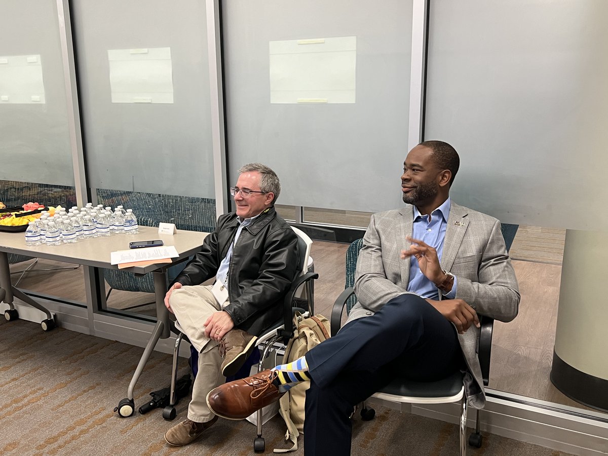 VCUPharmacyCPPI's tweet image. @VCUPharmacy reunion is in full swing and so is our #CPPI CE Panel Discussion!