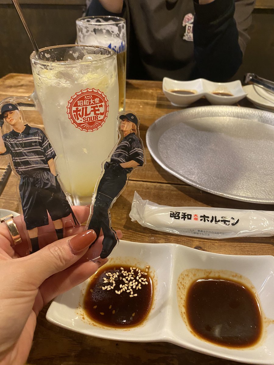 junosota_itk's tweet photo. 兄とお疲れ様会🍻🍋やっぱりBE:FIRSTを好きになってよかったって思える空間で幸せすぎた3時間だった。参戦された方お疲れ様です🫣💖新曲めちゃくちゃかっこいいよ、、🔥🔥 https://t.co/5fxrkb11sd