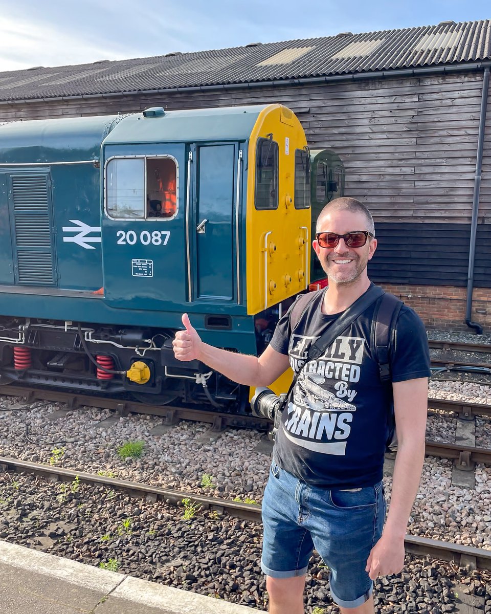 As the t-shirt says… Easily distracted by trains!

As you can see, I really enjoyed the K&ESR Diesel Gala last Saturday… now only 3 weeks to go until Swanage 👍