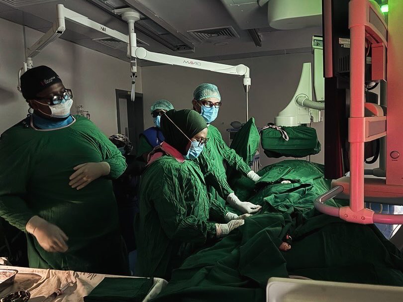 Road2IR's tweet photo. Dr. Shemin Mehta from the UK ���🇧 is currently back at @MuhimbiliTaifa for his fourth teaching trip and performed the first bronchial artery embolization in Tanzania 🇹🇿 and perhaps the region with Tanzanian IR faculty @sweetazza1 and @ericmbuguje 🙌🙌🙌

@SIRspecialists @RSNA https://t.co/ApwcCHomfg