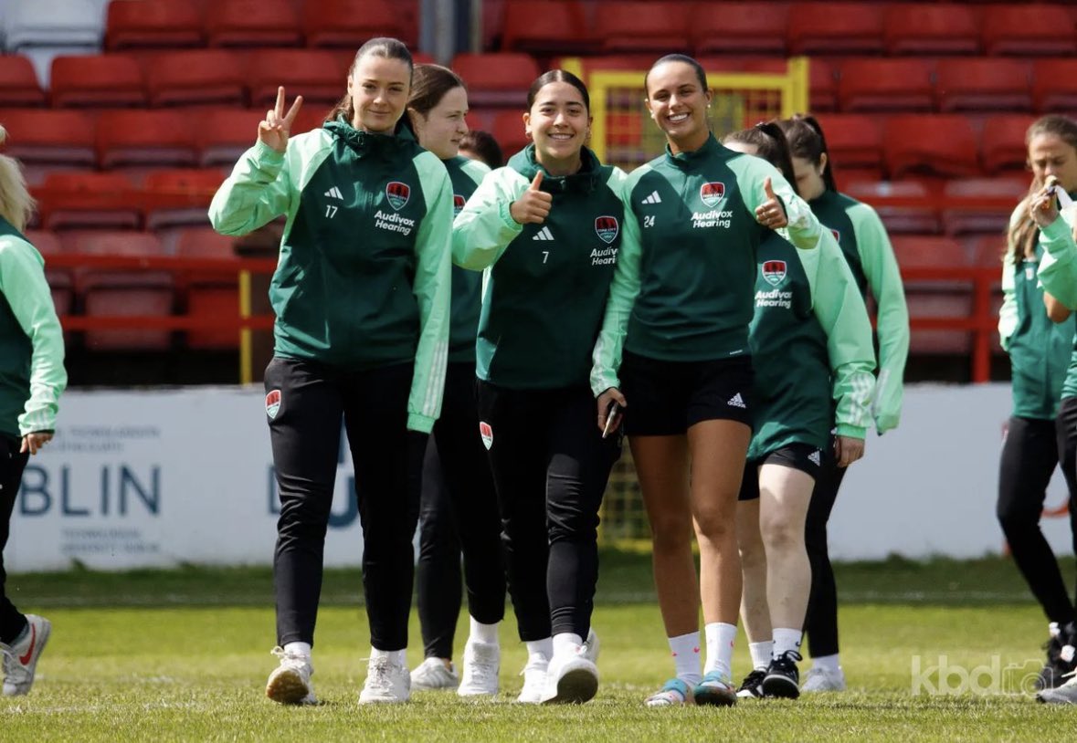 Ready to go at Tolka Park 💪 📷 @KBDphotos #AllIslandCup | #LOITV