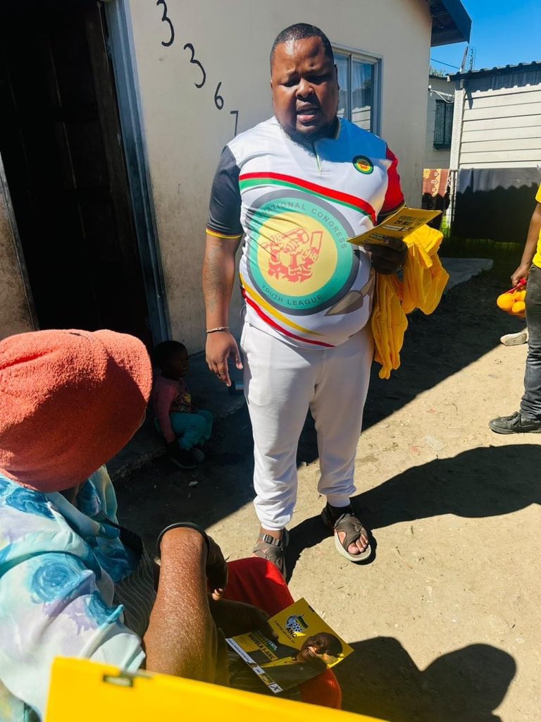 ANCYL NEC member Comrade Bethuel Zunguza embarked on a massive door to door in Bethal Emzinoni Zone 1 under Govan Mbeki Subregion, ward 24 and ward 27. Victory is certain! #ANCYLatWork #VOTEANC2024