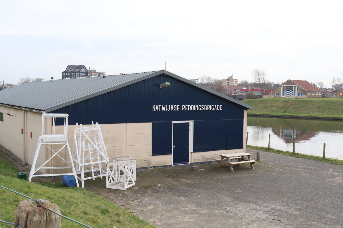JefKPhotography's tweet photo. Rescue brigade building in Katwijk ZH, The Netherlands.
#KatwijkseReddingsbrigade #rescue #brigade #rescuebrigade #Katwijk #KatwijkZH #Katwijkse #photography #photograph #photographs #photo #photos #picture #pictures #dslrphotography #dslrphoto #dslrphotos #dslrphotographs https://t.co/yX8sZcGMHK