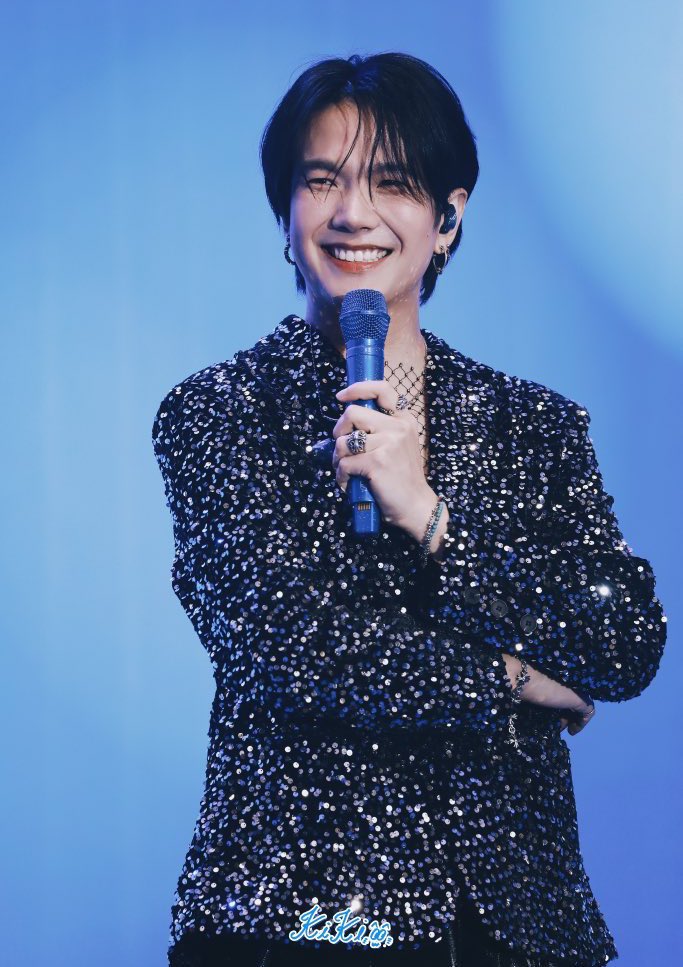His smile is worth everything✨💙

BUILD INFINITY OF LUVE
#InfinityxJJChengFM
<a href="/JakeB4rever/">BIU.</a>