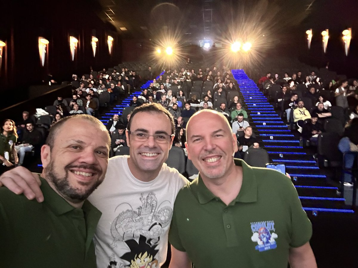 adiazcan's tweet photo. Keynote selfie del Global Azure Spain @GlobalAzureES https://t.co/jNWB9N1uMW