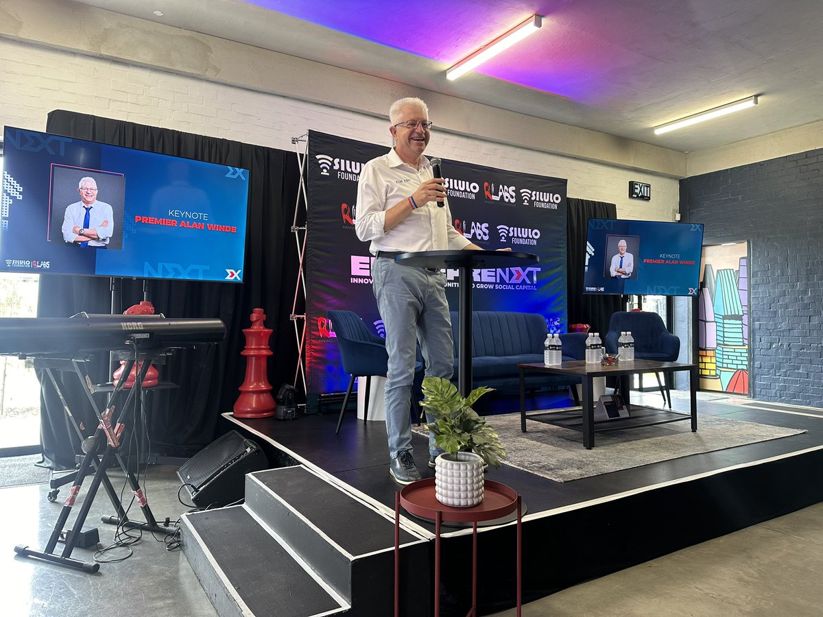 ricardomackenzi's tweet photo. Premier @alanwinde addressing collaboration of #EntrePreNXT in Mitchell’s Plain.
Collaboration is key for development of communities & great to see @RLabs @LuvuyoRani working together for further development of Khayelitsha and Mitchell’s Plain! 🔥🔥
#RLabs #SiluloFoundation https://t.co/j2JIIVQDdC