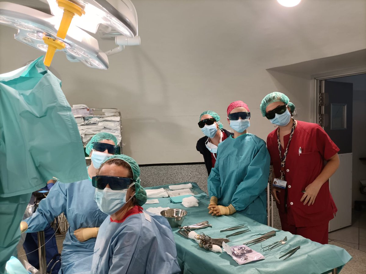 Ha sido un placer recibir a residentes de Granada, Talavera y Madrid en el curso <a href="/aecirujanos/">aecirujanos</a> de #Coloproctología del que hemos sido sede un año más. Una gran experiencia poder compartir nuestra pasión por la especialidad, muchas gracias a tod@s los implicados👏 <a href="/HULPSurgery/">Cirugía General y Digestiva H.U. La Paz, Madrid</a>
