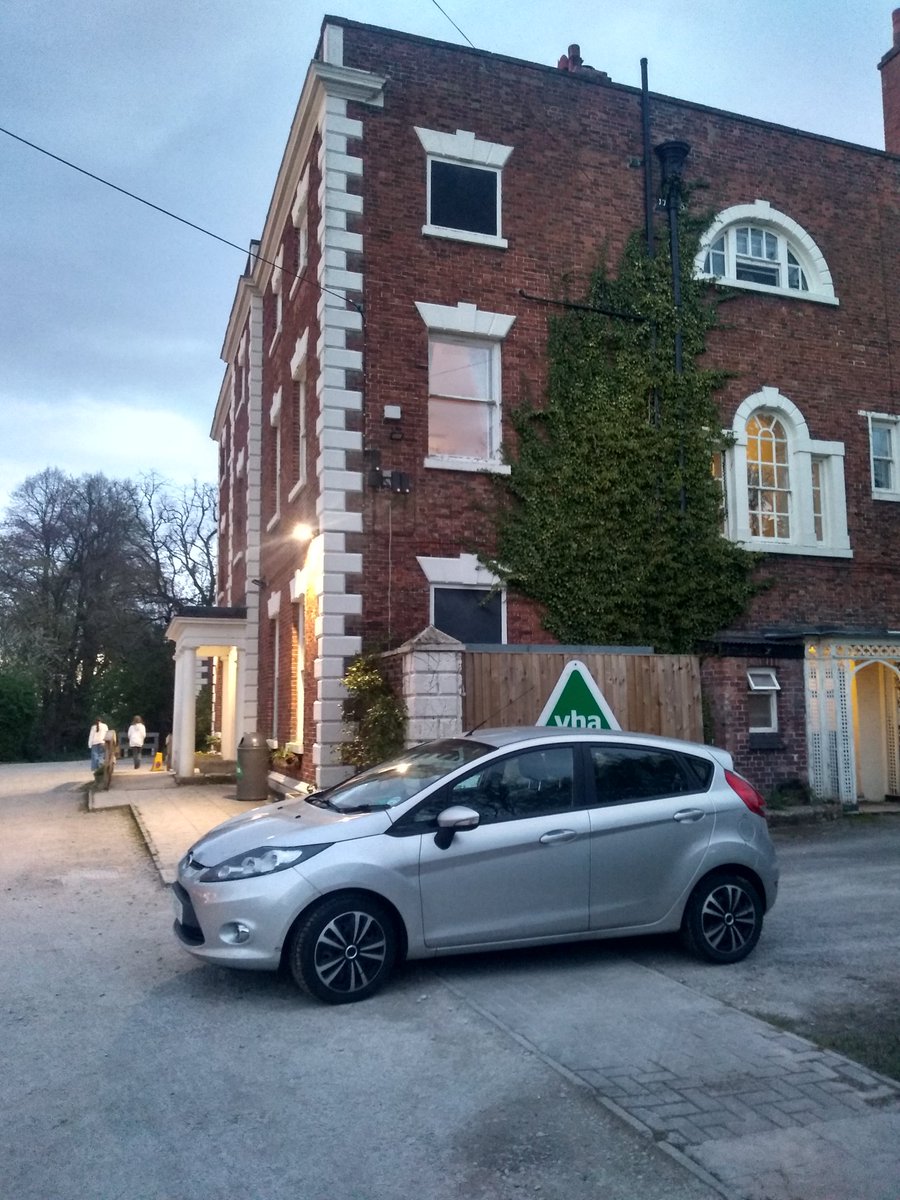 it's been too long since I last stayed @YHAOfficial such a great peaceful spot at Trafford Hall near Chester for the journey home