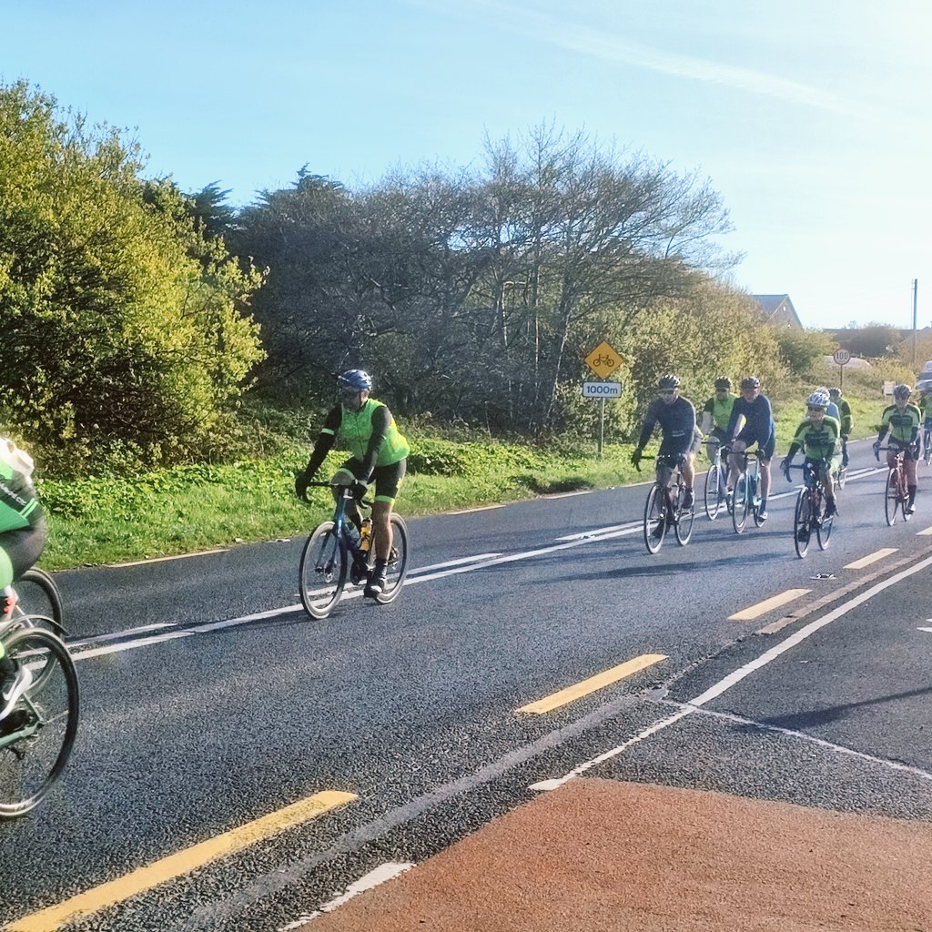 patrickodwyer3's tweet image. Cliffs of Moher cycle challenge #cliffsofmoher #cyclechallenge