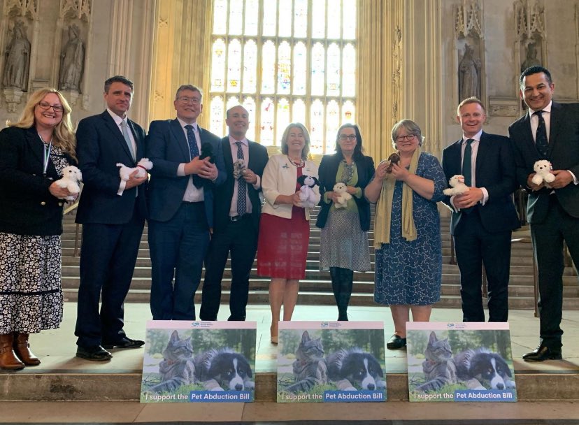 Thrilled that yesterday the @ConservativeAWF Patron @Anna_Firth's Pet Abduction Bill passed its Remaining Stages in the House of Commons, and will now progress into the House of Lords! 🎉 Shamelessly nicking @theresecoffey’s picture who is one of the biggest champions of the bill