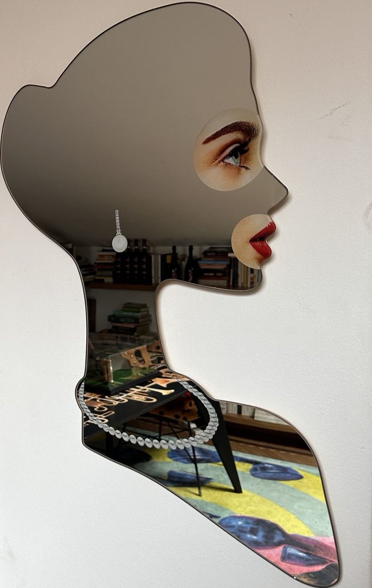 simply_sofas's tweet image. Snapshot from TOILETPAPER STUDIO 

#toiletpaperstudio #toiletpapermagazine #TLapartment #designweek #artweek #popart #popartculture #MilanDesignWeek #MilanDesignWeek2024 #SaloneDelMobile2024 #salonedelmobilemilano #MDW2024 #artinstallation