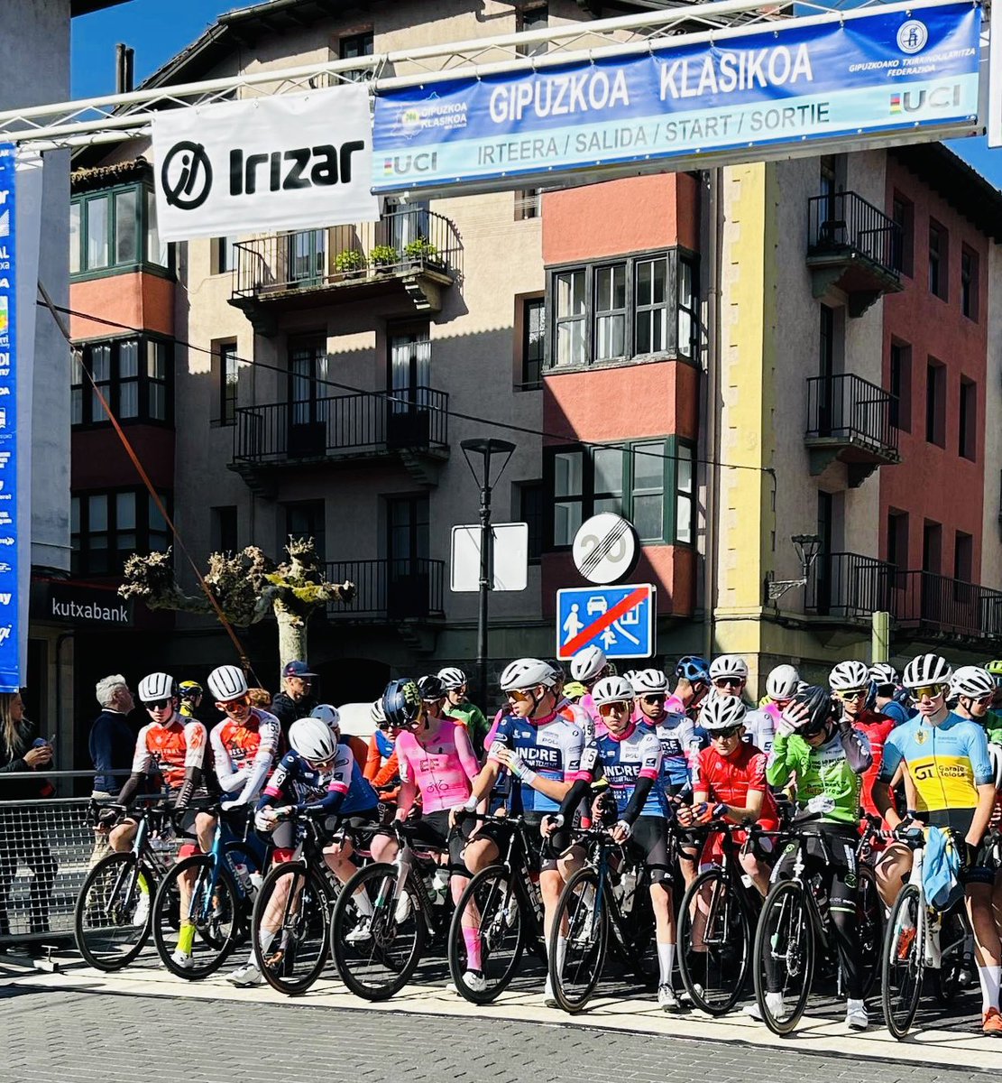 En première ligne au départ de la Gipuzkoa Klasikoa 🫡