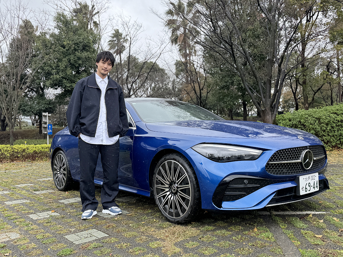 MercedesBenz_JP's tweet photo. 【ONE hour Sense】
本日放送のゲストは #白石隼也 さん

CLE 200 Coupé Sports に乗って、古い和家具に出会えるアンティークショップを訪れます。

本日21:54-22:00にて、フジテレビ・関西テレビで放送。

▽ONE hour Sense 番組ホームページ
https://t.co/YYEeIdC4Gx

#1Hセンス https://t.co/3AqWs0rT5j