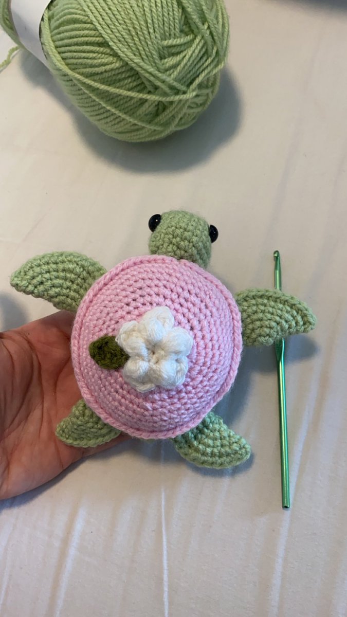 Ma dernière création crochet, une tortue fleurie 🌸🌱