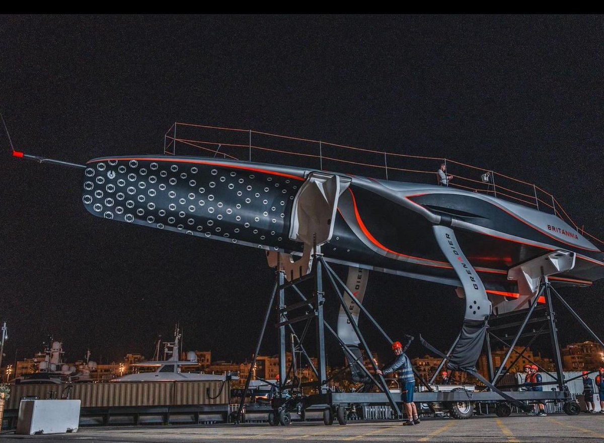 AinslieBen's tweet photo. Great to have RB3 out from under the covers. Proud moment for the team @ineosbritannia #americascup https://t.co/T1F9vOx8Cx