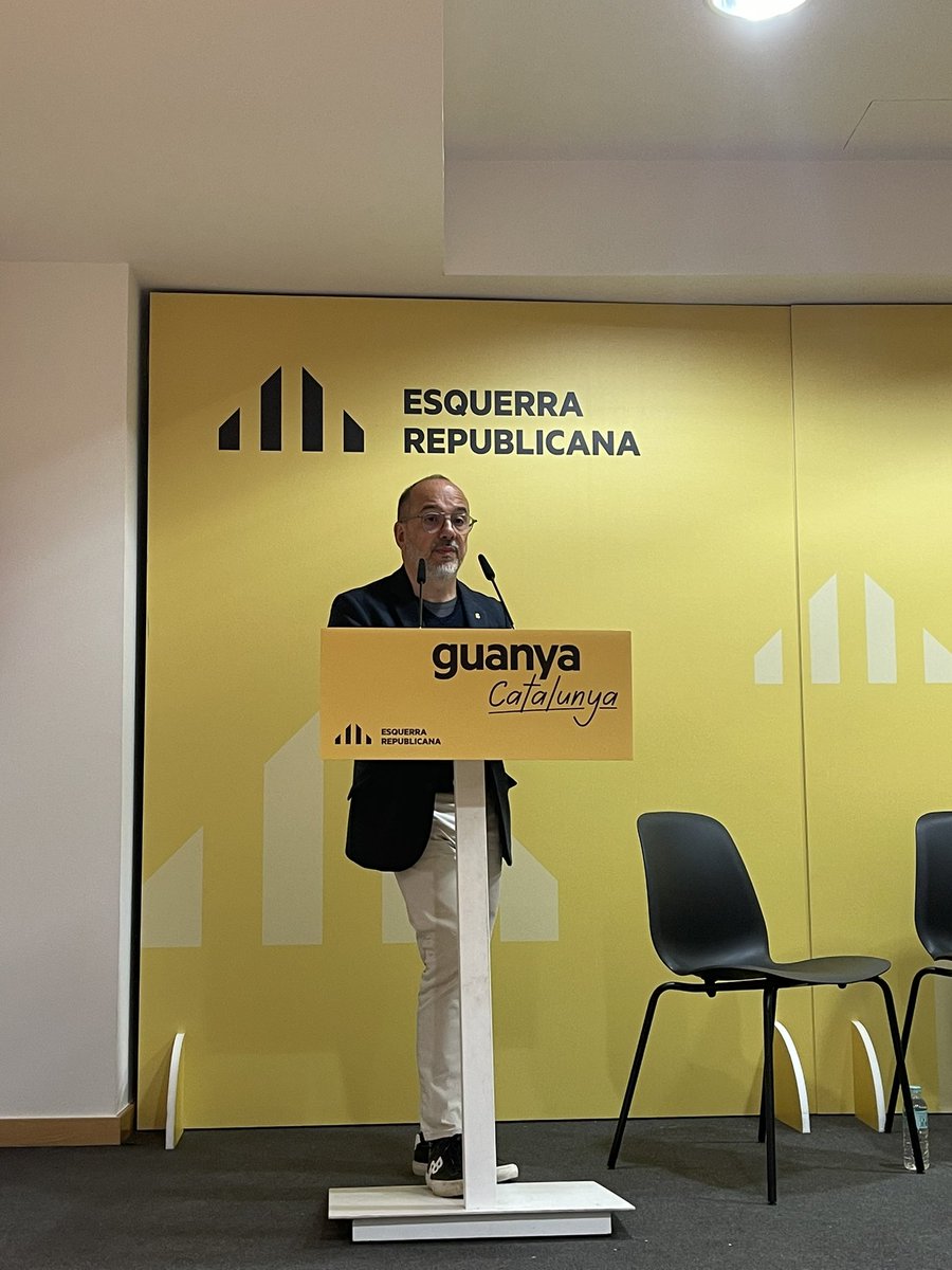 ERC_DretsSocials (@erc_benestar) on Twitter photo El conseller <a href="/carlescampuzano/">carles campuzano</a> inaugura la jornada “Els reptes del sistema català de serveis socials” destacant l’actualització de l’Indicador de Renda de Suficiència de Catalunya (IRSC). El conseller <a href="/carlescampuzano/">carles campuzano</a> inaugura la jornada “Els reptes del sistema català de serveis socials” destacant l’actualització de l’Indicador de Renda de Suficiència de Catalunya (IRSC).