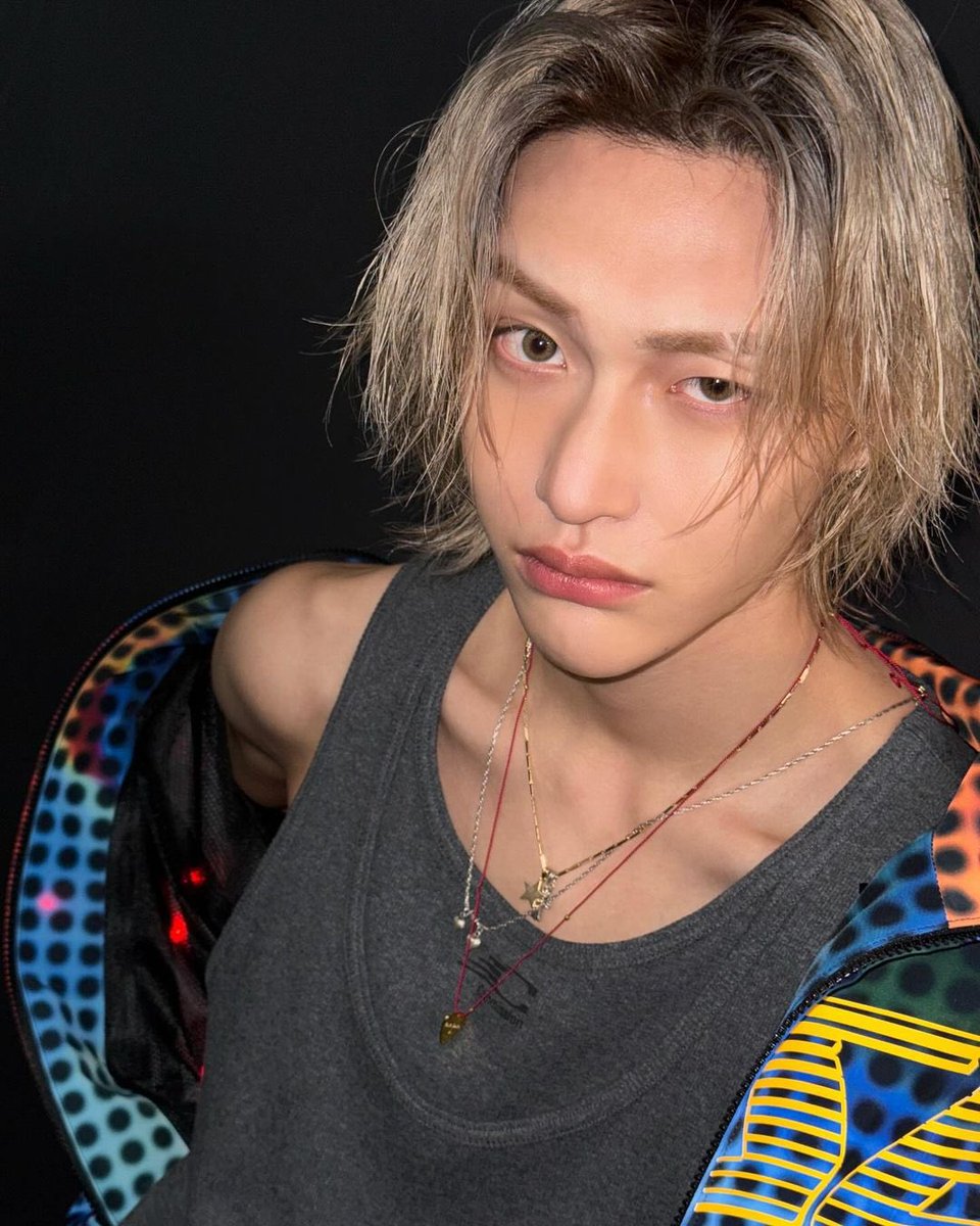 riize_official instagram update with wonbin