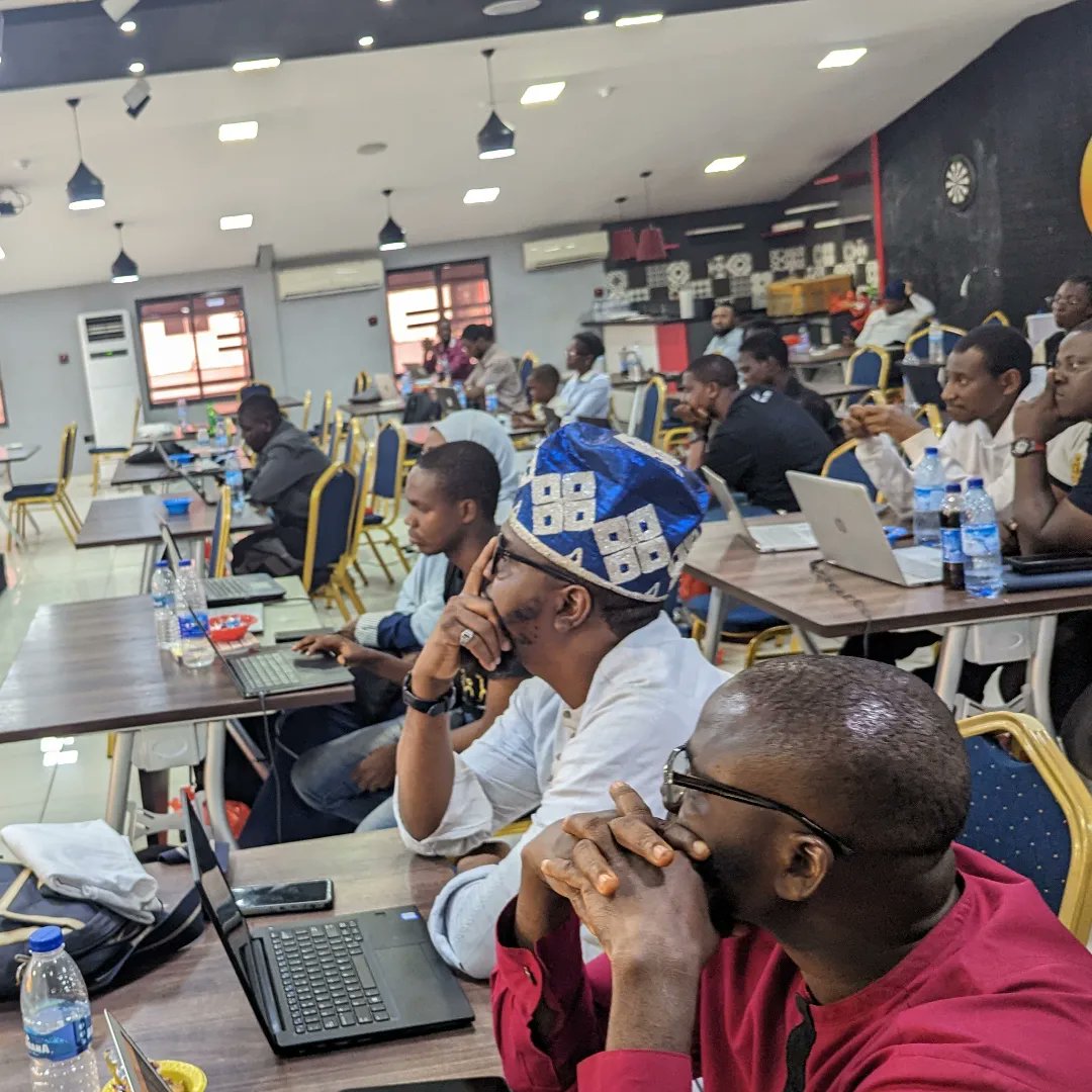 Are you passionate about AI and building the future? 🧑‍💻

Then today's the day for you! #BuildWithAI hosted by GDG Lagos is happening now🚀