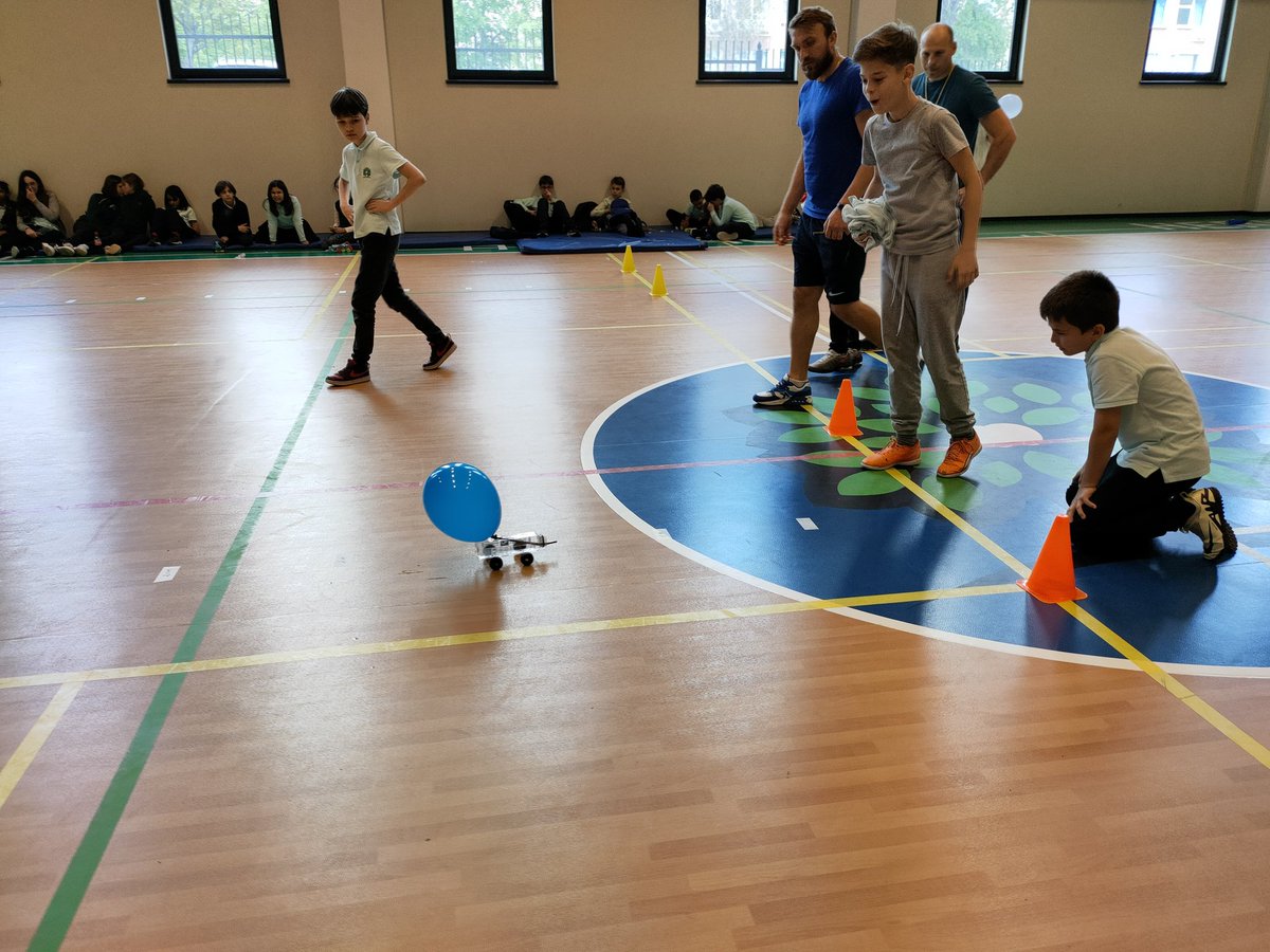 The Balloon Car Race 2024 brought together many students from @HIS_Moldova to enjoy their own inventions.#ScienceWeek