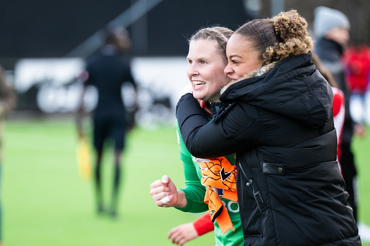 LynFotballDamer's tweet photo. Glede! ❤️🤍💙
Foto: https://t.co/7AtOS6oV0E / @LarsOpstad https://t.co/cZTwVDaiuG