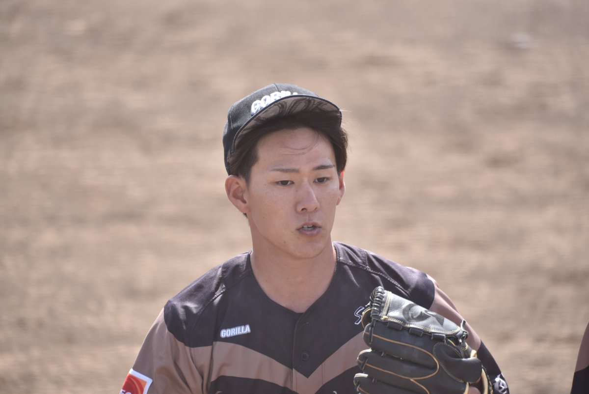 gcb_PicClubNo59's tweet photo. 箭内さん、浅被りでベンチ引き上げてくるシリーズ https://t.co/SC9c2HRn1x