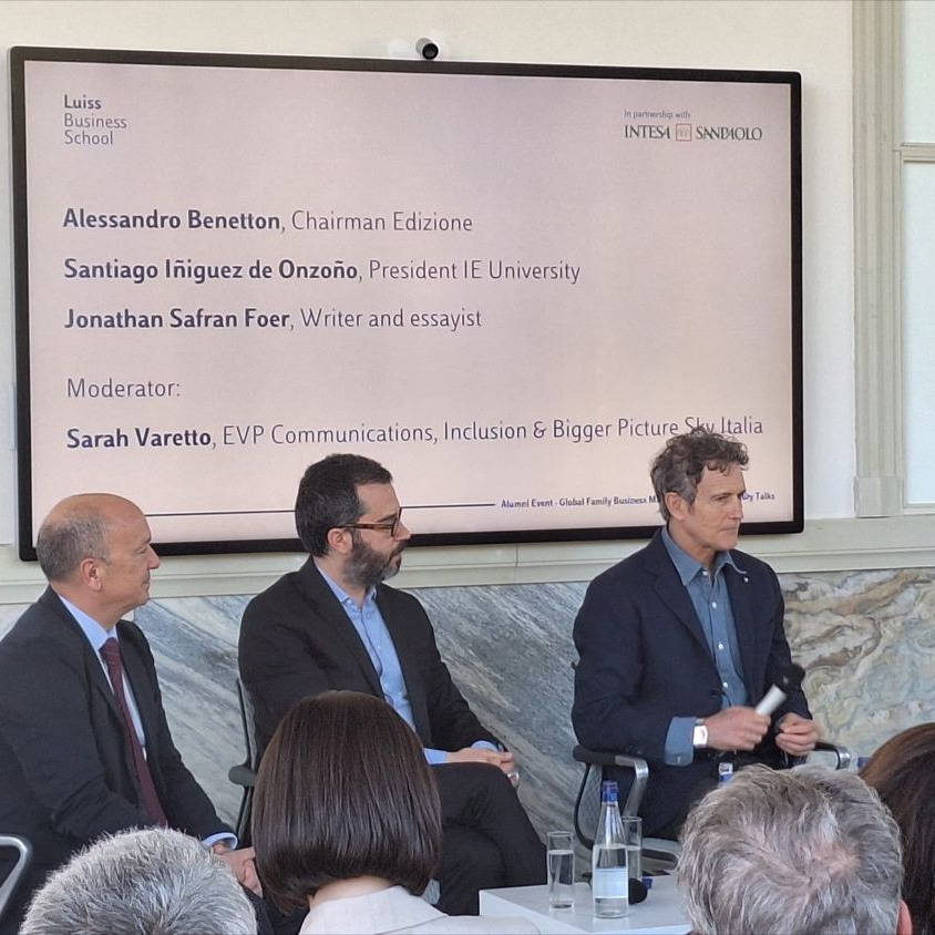 Really enjoyed my panel at the Sustainable Talks conference series with Italian entrepreneur @ale_benetton and American writer Jonathan Safran Foer, moderated by leading journalist @sarahvaretto at @LuissBusiness  in Rome, where I also met with @IEuniversity  Alumni.