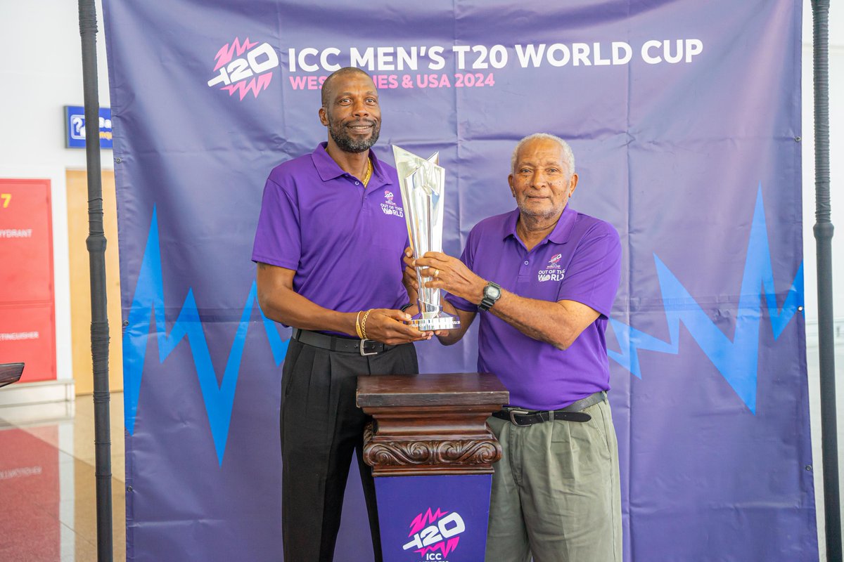 The Four Knights unite 🐐 The ICC Men's #T20WorldCup 2024 Trophy Tour reaches Antigua - Home of Sir Viv Richards, Sir Curtly Ambrose, Sir Andy Roberts and Sir Richie Richardson 🔥