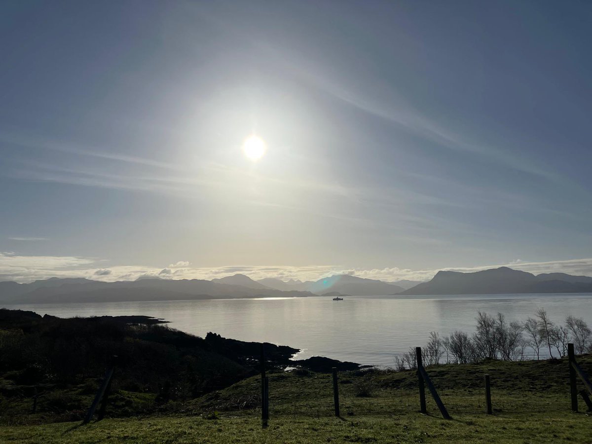 Sunrise - Ardvasar, Isle of Skye #Scotland 20/04/24 @angie_weather @StormHour @ThePhotoHour @VisitScotland