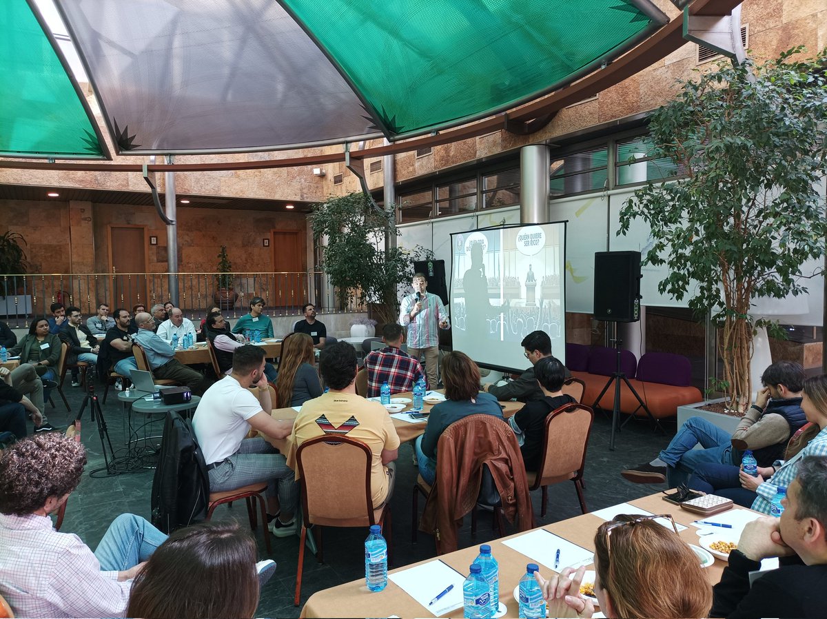 Aprendiendo con <a href="/MagnateLadrillo/">Charlie | Magnates del Ladrillo</a> ... Eventazo de Libertad Inmobiliaria :)