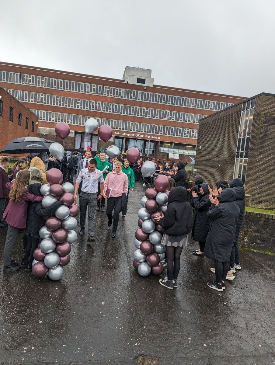 Our S6 leavers enjoyed their Leavers' events and left the school in style. These amazing young people are a credit to their families.