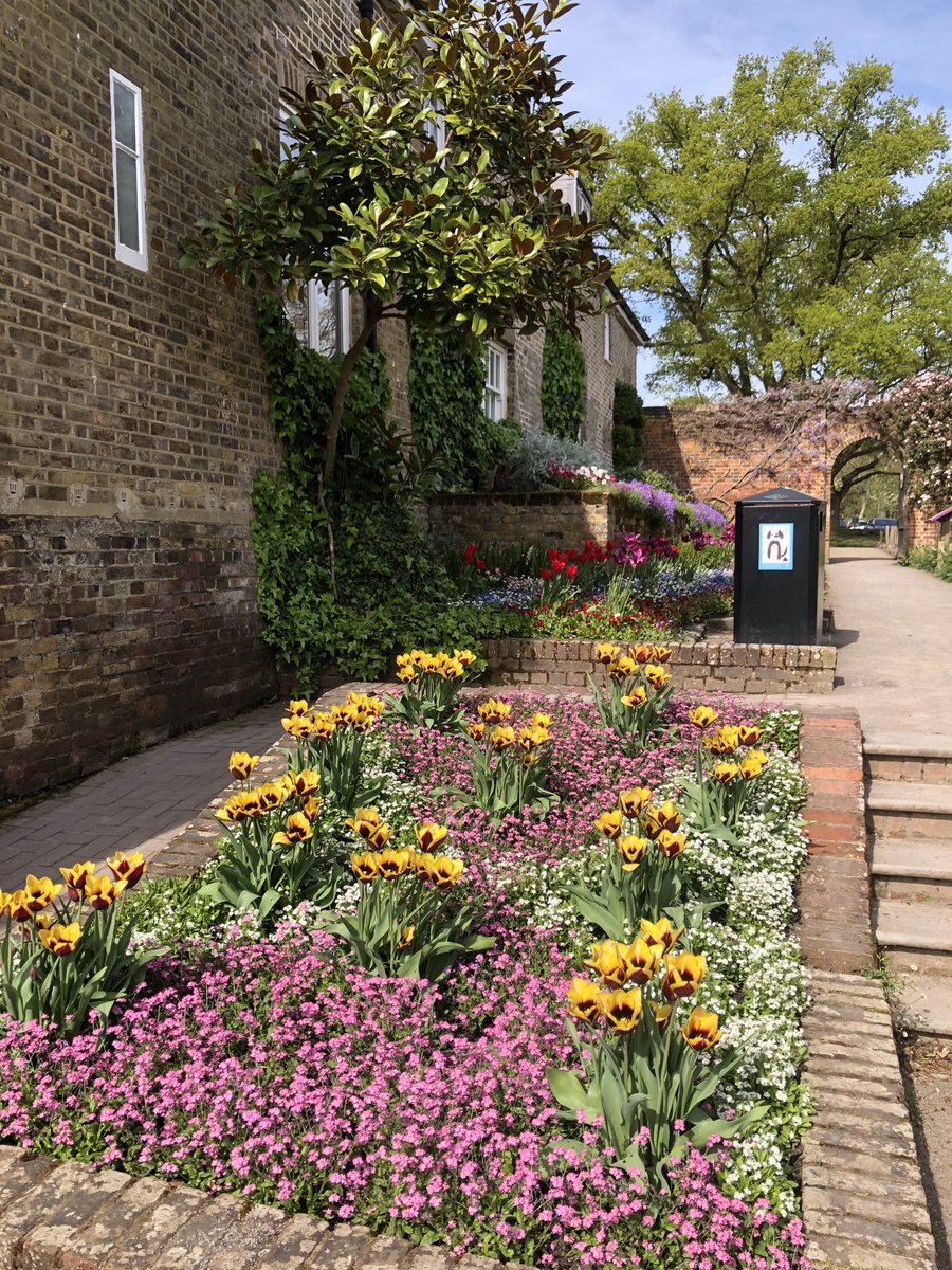 Beckenham Place Park - the volunteer gardeners do a great job here