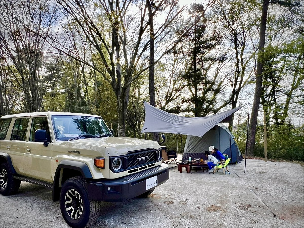 あ、ランドクルーザー70が3月納車されました。わぁい。