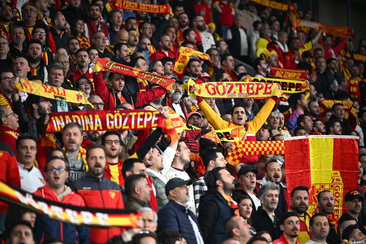 OrcunAkten's tweet photo. 🟡🔴Günaydın, Şampiyonluk yolunda 3 puan bekleyen Göztepeliler!

+3 ⏳ https://t.co/10g1oQ9qws