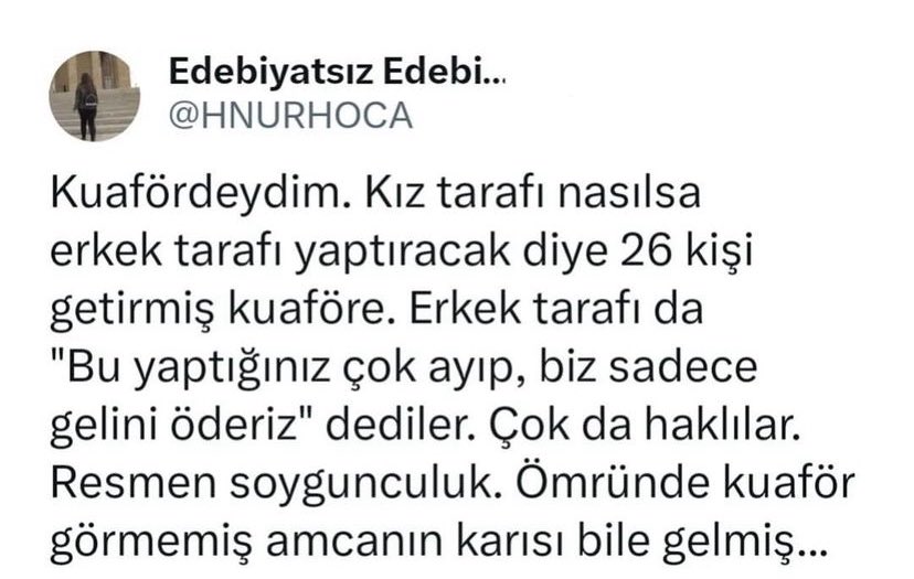 Eskiden böyle bir adet vardı ve çok saçmaydı ama erkekler de bunu ödeyebilecek imkana sahipti. Artık pahalılıktan evlenmek bile hayal oldu.. Yaparsa AKP yapar..