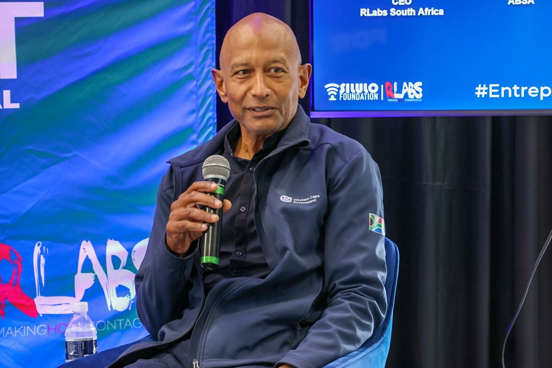 RLabs's tweet image. On stage, we have Ms. Mona-Lisa Maphosa of ABSA, Mr. Abraham Oliver of UWC, Mr. John Peters of DEDAT, and Ms. Antonette Benting of Workshop17, discussing the realities of community building.

#RLabs #SiluloFoundation #EntrepreNXT #RLabs2024