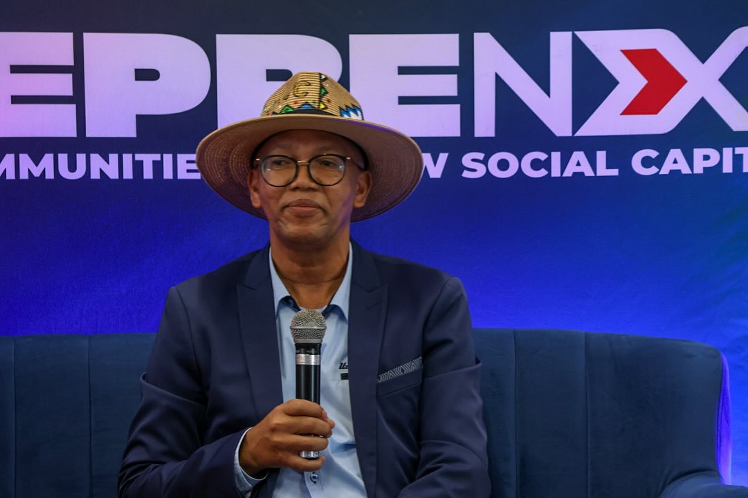 RLabs's tweet image. On stage, we have Ms. Mona-Lisa Maphosa of ABSA, Mr. Abraham Oliver of UWC, Mr. John Peters of DEDAT, and Ms. Antonette Benting of Workshop17, discussing the realities of community building.

#RLabs #SiluloFoundation #EntrepreNXT #RLabs2024